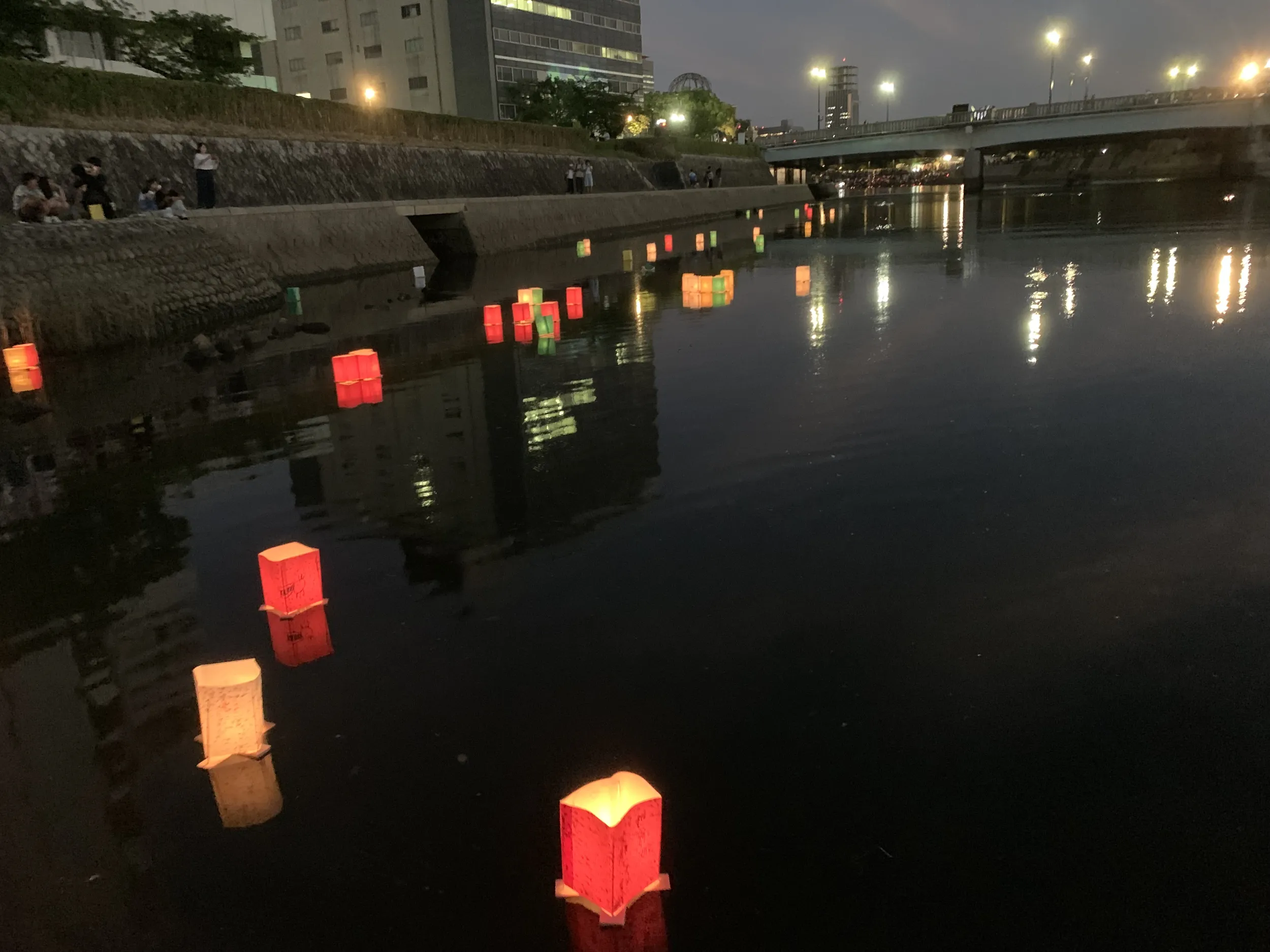 August 6 Lantern Floating Ceremony_result